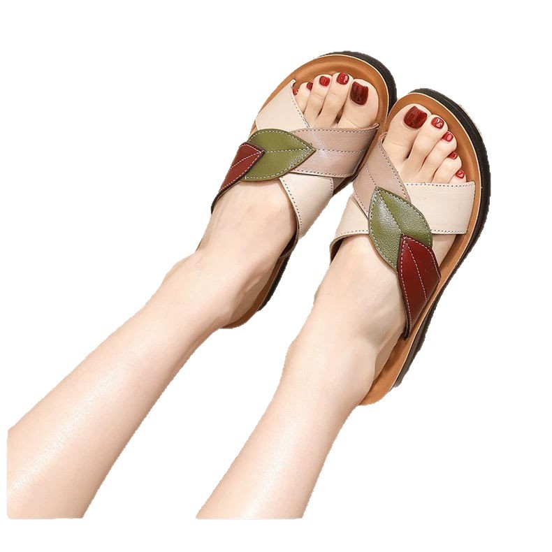 Slope Heel Soft Sole Versatile Shoes Fashionable Mom Sandals Flip Flops
