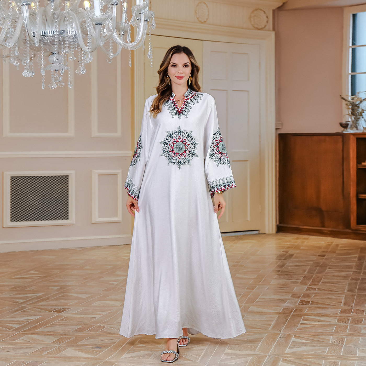 Muslim Long Robe Middle East Dubai Embroidered Dress