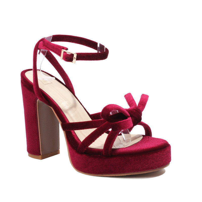 French-style Open-toe Block-heel Sandals With A Bow-cutout Strappy Design