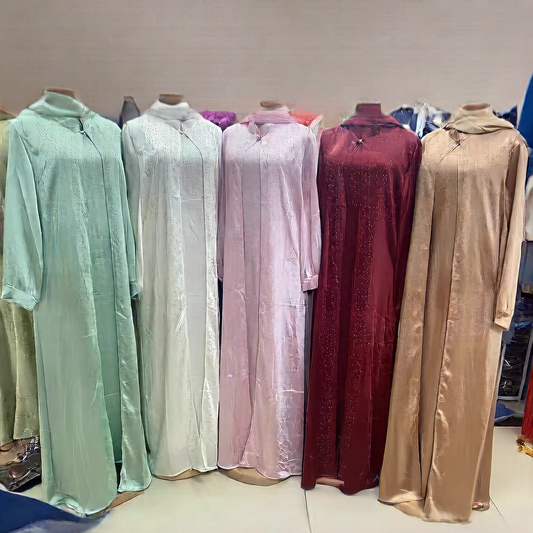 Solid-color long-sleeved Middle Eastern dress