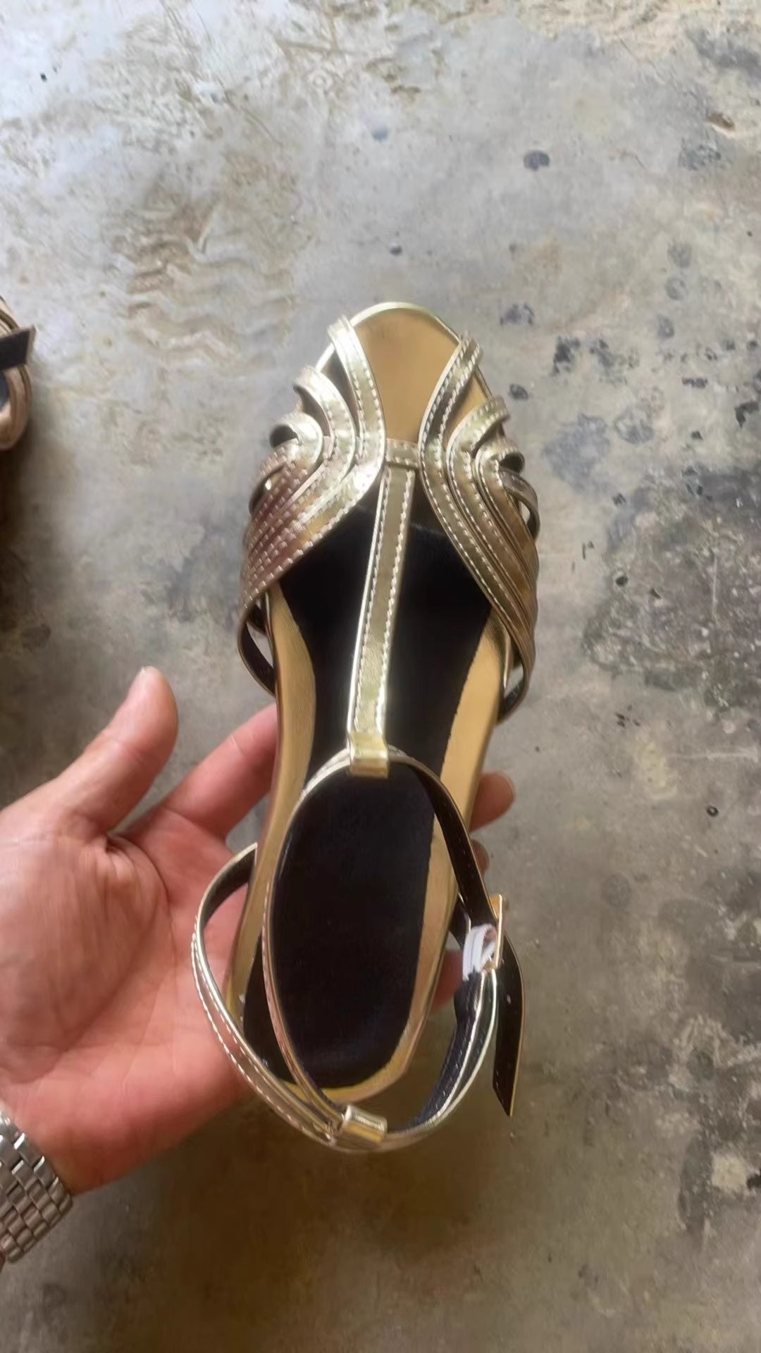 Summer Fashion Flat Peep Toe Ankle Buckle Hollow Women's Sandals