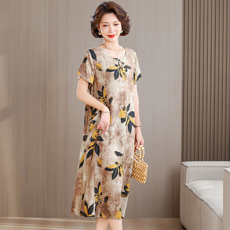 A middle-aged mother is wearing a cotton silk dress