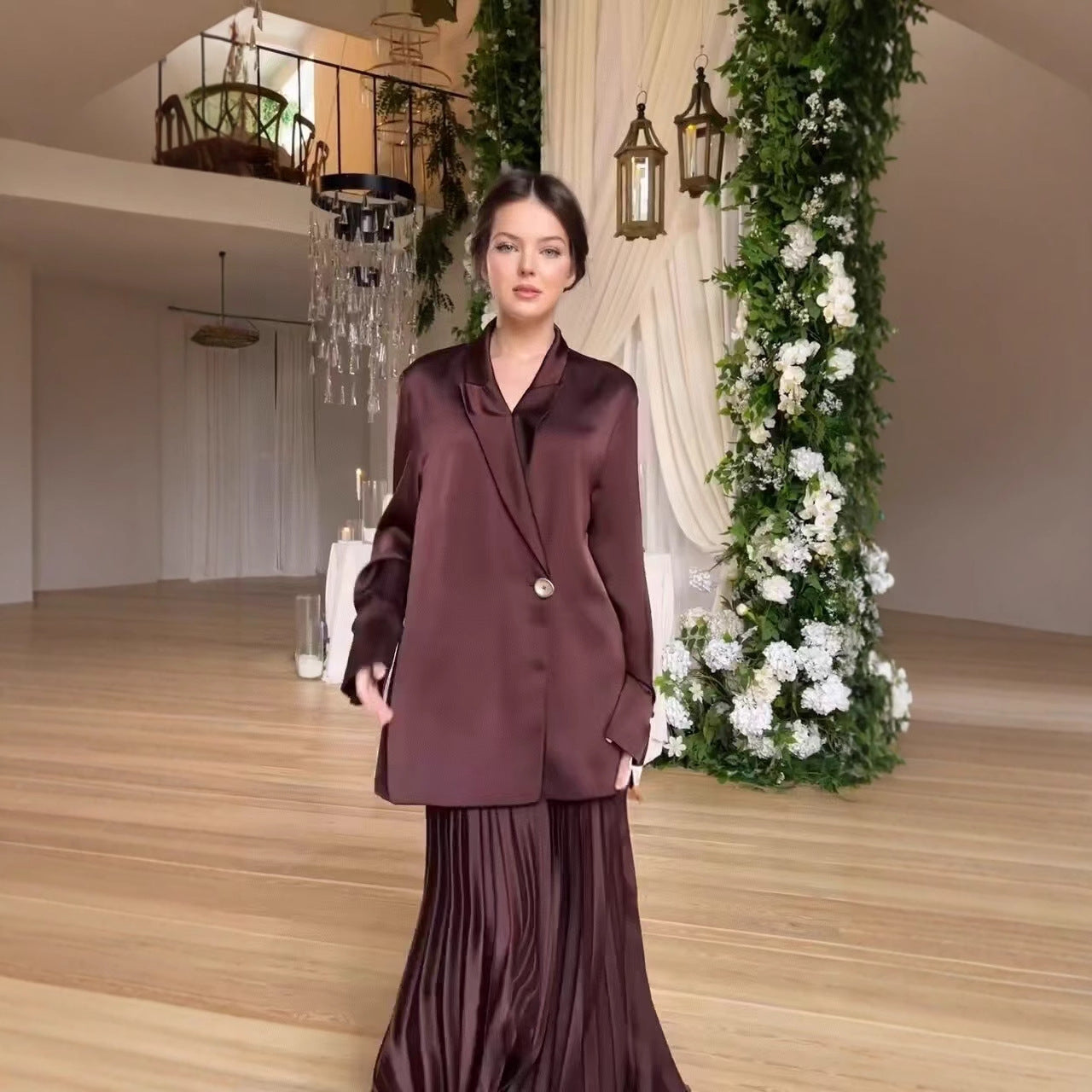 Business Suit Jacket Pleated Skirt  Elegant Middle East Arab Set