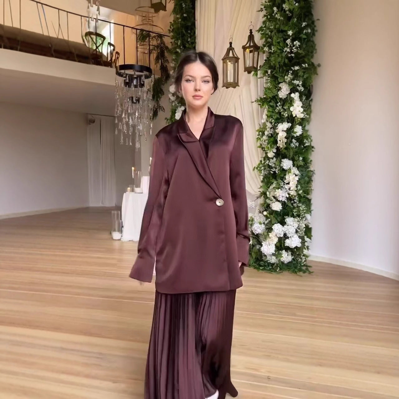 Business Suit Jacket Pleated Skirt  Elegant Middle East Arab Set