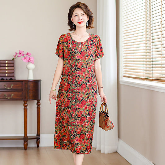 A middle-aged mother is wearing a cotton silk dress